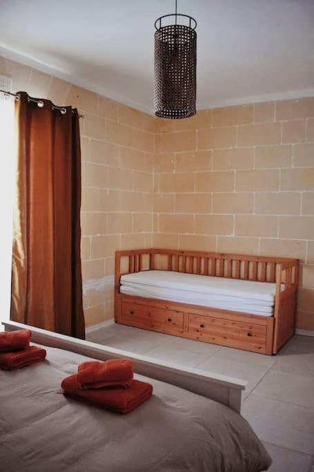 Seaview 2-Bedroom Apartment In Xlendi Exterior photo
